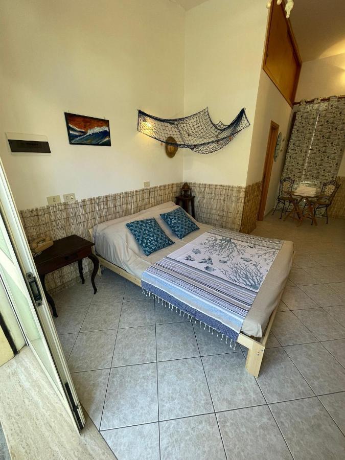 Marea Bed and Breakfast San Vincenzo Eksteriør billede